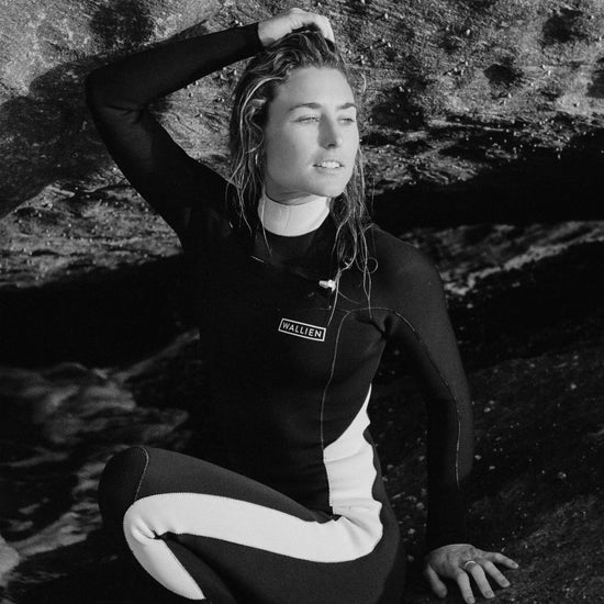 Nikki van Dijk Wetsuit (3/2) - Retro Monochrome - WALLIEN Australia